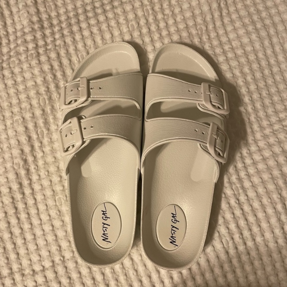 Nasty Gal slides
